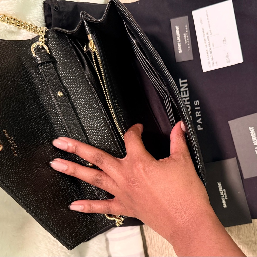 Saint Laurent Black Chevron Crossbody Bag - Picture 4 of 13